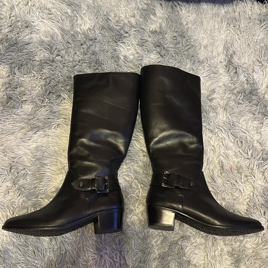 Nwt Leather Boots Size 9. (Fit 8 1/2 Too) Brazil. Regular Calf.